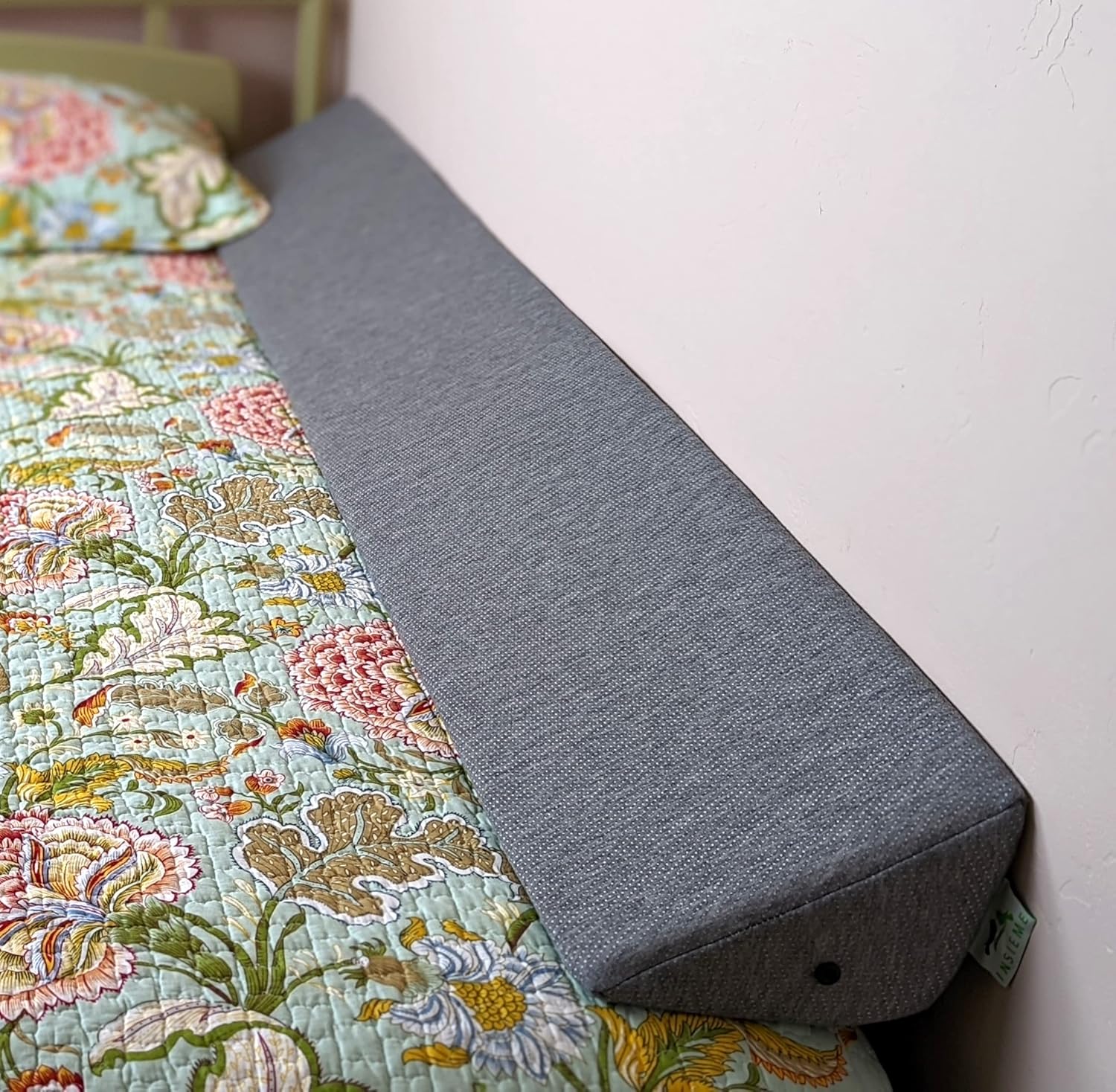 Insieme Bed Wedge Headboard Pillow Gap Filler Foam Wedge (King, Gray) | Multi-Use Triangular Foam Pillow | Cover Gap Between Bed and Headboard or Bed and Wall @ M&A STYLES LTD